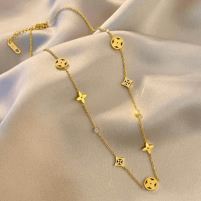 Collier Essence Géomitrique 